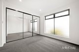 https://images.listonce.com.au/custom/160x/listings/318-ricky-court-mooroolbark-vic-3138/620/01935620_img_05.jpg?2aTos_u5-0c