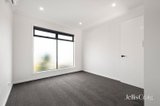 https://images.listonce.com.au/custom/160x/listings/318-ricky-court-mooroolbark-vic-3138/620/01935620_img_07.jpg?MO7djYFW5fw