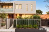 https://images.listonce.com.au/custom/160x/listings/318-walpole-street-kew-vic-3101/445/01954445_img_13.jpg?QeqMevoba_U