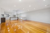 https://images.listonce.com.au/custom/160x/listings/31859-point-nepean-road-tootgarook-vic-3941/634/01903634_img_05.jpg?cmiamsycgW8