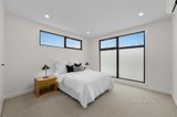 https://images.listonce.com.au/custom/160x/listings/318b-mckinnon-road-mckinnon-vic-3204/873/01356873_img_15.jpg?AbwkR-wCe4s