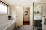 https://images.listonce.com.au/custom/160x/listings/319-glen-view-road-mount-evelyn-vic-3796/805/01751805_img_11.jpg?LssmYJhN7d0