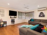 https://images.listonce.com.au/custom/160x/listings/319-hull-road-mooroolbark-vic-3138/599/01524599_img_02.jpg?uhxYyHWHSj0