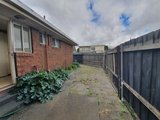 https://images.listonce.com.au/custom/160x/listings/319-mcmillan-avenue-drumcondra-vic-3215/657/01848657_img_11.jpg?Cr_DF3BV-Ww