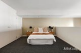 https://images.listonce.com.au/custom/160x/listings/319-victoria-street-fitzroy-vic-3065/623/01755623_img_09.jpg?rNbtI_CeCNA