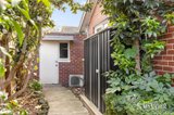 https://images.listonce.com.au/custom/160x/listings/3194-highett-road-highett-vic-3190/148/01916148_img_10.jpg?IK9y0PqdbJI