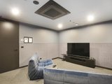 https://images.listonce.com.au/custom/160x/listings/31945-linden-avenue-ivanhoe-vic-3079/601/01814601_img_07.jpg?UQmGT2OVsO4