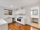 https://images.listonce.com.au/custom/160x/listings/3198-sherbourne-road-eltham-vic-3095/552/01625552_img_02.jpg?KZ9wXacTTtE