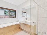 https://images.listonce.com.au/custom/160x/listings/3198-sherbourne-road-eltham-vic-3095/552/01625552_img_08.jpg?M8drojh51Ao