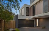 https://images.listonce.com.au/custom/160x/listings/3199a-charman-road-cheltenham-vic-3192/382/01888382_img_09.jpg?lOnRRRFCoKo