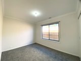 https://images.listonce.com.au/custom/160x/listings/31a-malinda-crescent-bell-park-vic-3215/049/01701049_img_11.jpg?Ij_0d7a45wE