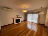 https://images.listonce.com.au/custom/160x/listings/31a-watson-avenue-belmont-vic-3216/932/01620932_img_03.jpg?ZYQM06vfT9I