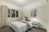 https://images.listonce.com.au/custom/160x/listings/32-airlie-road-montmorency-vic-3094/552/01142552_img_10.jpg?oOQRFwrJ9V0