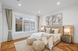 https://images.listonce.com.au/custom/160x/listings/32-albert-street-mount-waverley-vic-3149/802/01727802_img_15.jpg?NeYe-wymD4g