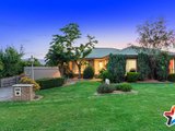 https://images.listonce.com.au/custom/160x/listings/32-autumn-grove-mooroolbark-vic-3138/870/01524870_img_02.jpg?jVTw8drCAcU