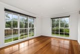 https://images.listonce.com.au/custom/160x/listings/32-barclay-avenue-croydon-vic-3136/211/01922211_img_01.jpg?7EuT8OUT__0