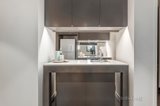 https://images.listonce.com.au/custom/160x/listings/32-barnet-way-richmond-vic-3121/752/00930752_img_07.jpg?sxxe-jcsKFE