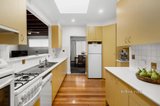 https://images.listonce.com.au/custom/160x/listings/32-beddoe-avenue-bentleigh-east-vic-3165/622/01274622_img_05.jpg?-4RpMmPZ5A8