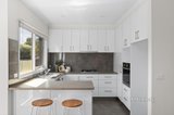 https://images.listonce.com.au/custom/160x/listings/32-benina-street-bentleigh-east-vic-3165/040/01596040_img_05.jpg?U__5uFywFB8