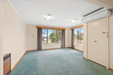 https://images.listonce.com.au/custom/160x/listings/32-boundary-road-brown-hill-vic-3350/974/00953974_img_07.jpg?jr5t_zpluHU