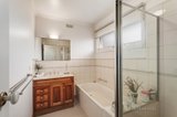 https://images.listonce.com.au/custom/160x/listings/32-bringa-avenue-camberwell-vic-3124/250/00696250_img_05.jpg?rSayGXlHuX0