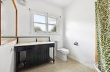 https://images.listonce.com.au/custom/160x/listings/32-cara-road-highton-vic-3216/869/01716869_img_06.jpg?4EX-TePKXlg