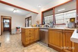 https://images.listonce.com.au/custom/160x/listings/32-chivers-avenue-glen-waverley-vic-3150/025/01938025_img_06.jpg?DfFDkCYUAwo