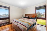 https://images.listonce.com.au/custom/160x/listings/32-chivers-avenue-glen-waverley-vic-3150/025/01938025_img_09.jpg?pW-MrugIUko