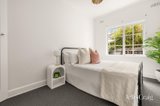 https://images.listonce.com.au/custom/160x/listings/32-clive-street-brighton-east-vic-3187/529/01910529_img_09.jpg?en9KvTJklOE