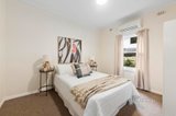 https://images.listonce.com.au/custom/160x/listings/32-croydon-road-croydon-vic-3136/150/01523150_img_06.jpg?OBFxmhCsW_Y