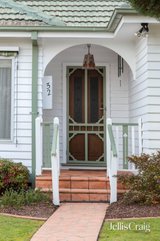 https://images.listonce.com.au/custom/160x/listings/32-curtis-avenue-watsonia-vic-3087/885/01941885_img_02.jpg?6XG_yGea6RE