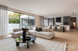 https://images.listonce.com.au/custom/160x/listings/32-davis-street-kew-vic-3101/707/01904707_img_04.jpg?ZChNVMCeblU