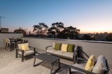 https://images.listonce.com.au/custom/160x/listings/32-davis-street-kew-vic-3101/707/01904707_img_26.jpg?M4eRgk_uvB8