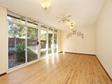 https://images.listonce.com.au/custom/160x/listings/32-dinsdale-road-boronia-vic-3155/488/00620488_img_02.jpg?5D_9aFyQv8w