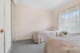 https://images.listonce.com.au/custom/160x/listings/32-doveton-street-castlemaine-vic-3450/926/01828926_img_08.jpg?Vtkvkg_kFPI