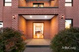 https://images.listonce.com.au/custom/160x/listings/32-dunscombe-avenue-glen-waverley-vic-3150/658/01922658_img_02.jpg?-RqZfVGd1kA