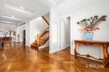 https://images.listonce.com.au/custom/160x/listings/32-dunscombe-avenue-glen-waverley-vic-3150/658/01922658_img_03.jpg?dZXa-qu-gSI