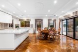 https://images.listonce.com.au/custom/160x/listings/32-dunscombe-avenue-glen-waverley-vic-3150/658/01922658_img_08.jpg?V74SBYU0MkQ