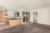 https://images.listonce.com.au/custom/160x/listings/32-edna-street-mount-waverley-vic-3149/032/01657032_img_06.jpg?XJapxe1-o3A