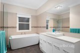 https://images.listonce.com.au/custom/160x/listings/32-finlayson-street-rosanna-vic-3084/140/01961140_img_08.jpg?6RMW1nj6Mi0