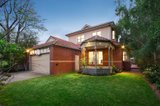 https://images.listonce.com.au/custom/160x/listings/32-forster-avenue-malvern-east-vic-3145/570/00334570_img_04.jpg?LtA6bjQTIRg