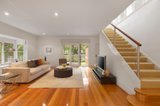 https://images.listonce.com.au/custom/160x/listings/32-forster-avenue-malvern-east-vic-3145/570/00334570_img_05.jpg?AG2f0UxiOdQ