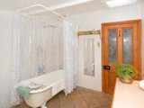 https://images.listonce.com.au/custom/160x/listings/32-foster-street-south-geelong-vic-3220/388/01699388_img_06.jpg?USvy-sYQNc0