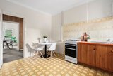 https://images.listonce.com.au/custom/160x/listings/32-glenarm-road-glen-iris-vic-3146/864/01905864_img_04.jpg?YhcwWntcr-o
