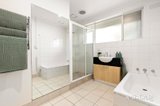 https://images.listonce.com.au/custom/160x/listings/32-greig-court-elwood-vic-3184/200/01933200_img_08.jpg?IxbZ9RrcI8c