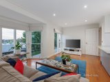 https://images.listonce.com.au/custom/160x/listings/32-grove-road-hawthorn-vic-3122/621/00978621_img_16.jpg?t_352jUh-PU