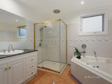 https://images.listonce.com.au/custom/160x/listings/32-grove-road-hawthorn-vic-3122/621/00978621_img_18.jpg?zdClrBzQsyQ