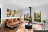 https://images.listonce.com.au/custom/160x/listings/32-henry-street-taradale-vic-3447/057/01444057_img_04.jpg?tDatstNcxE8