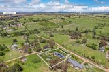 https://images.listonce.com.au/custom/160x/listings/32-henry-street-taradale-vic-3447/902/01896902_img_23.jpg?KnT1EB_Z0uc