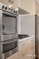 https://images.listonce.com.au/custom/160x/listings/32-huntingdon-avenue-bayswater-north-vic-3153/297/01771297_img_05.jpg?WkiaQSYIrH8